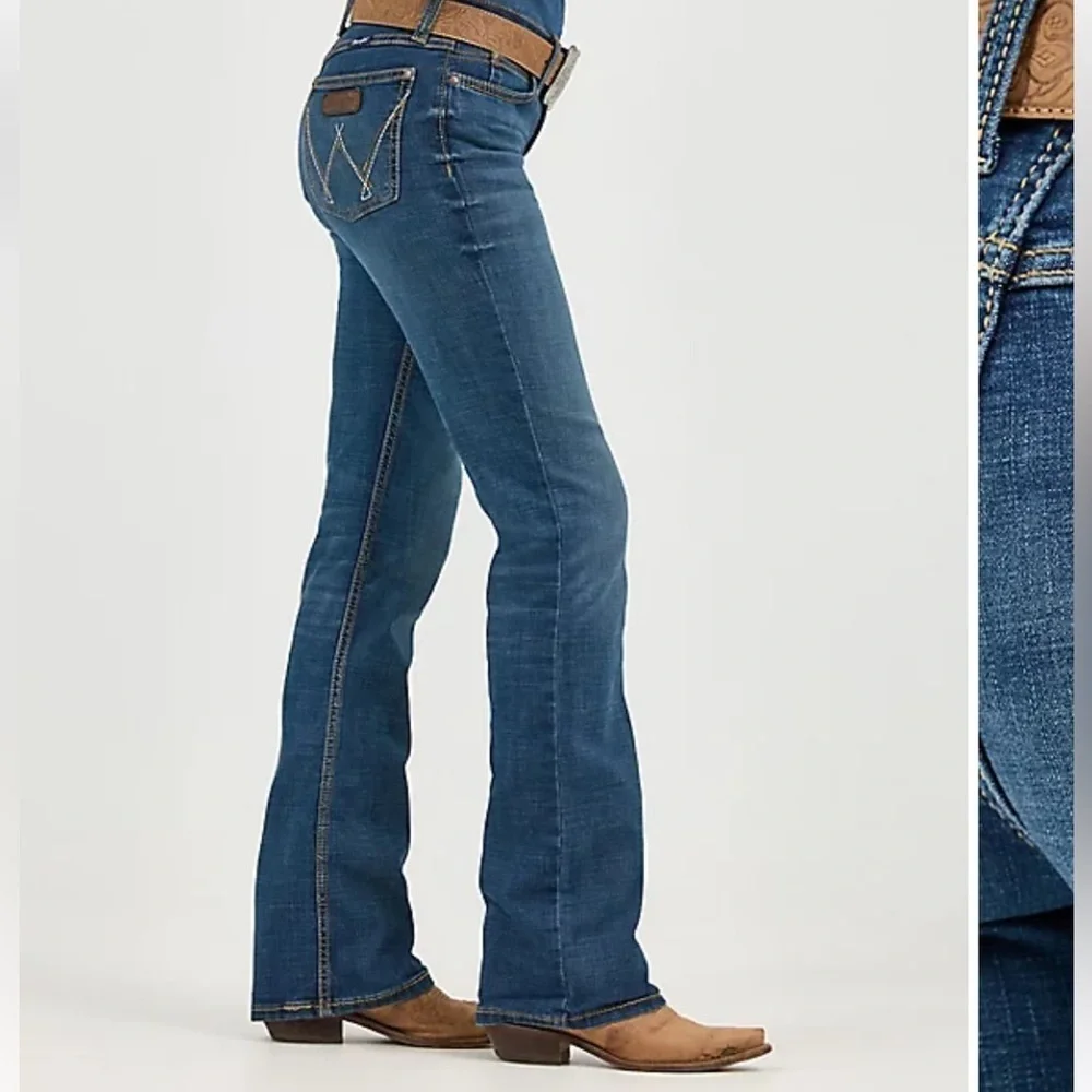 Wrangler Retro Mae Mid-rise Bootcut Jeans Size 11 - Picture 4 of 10